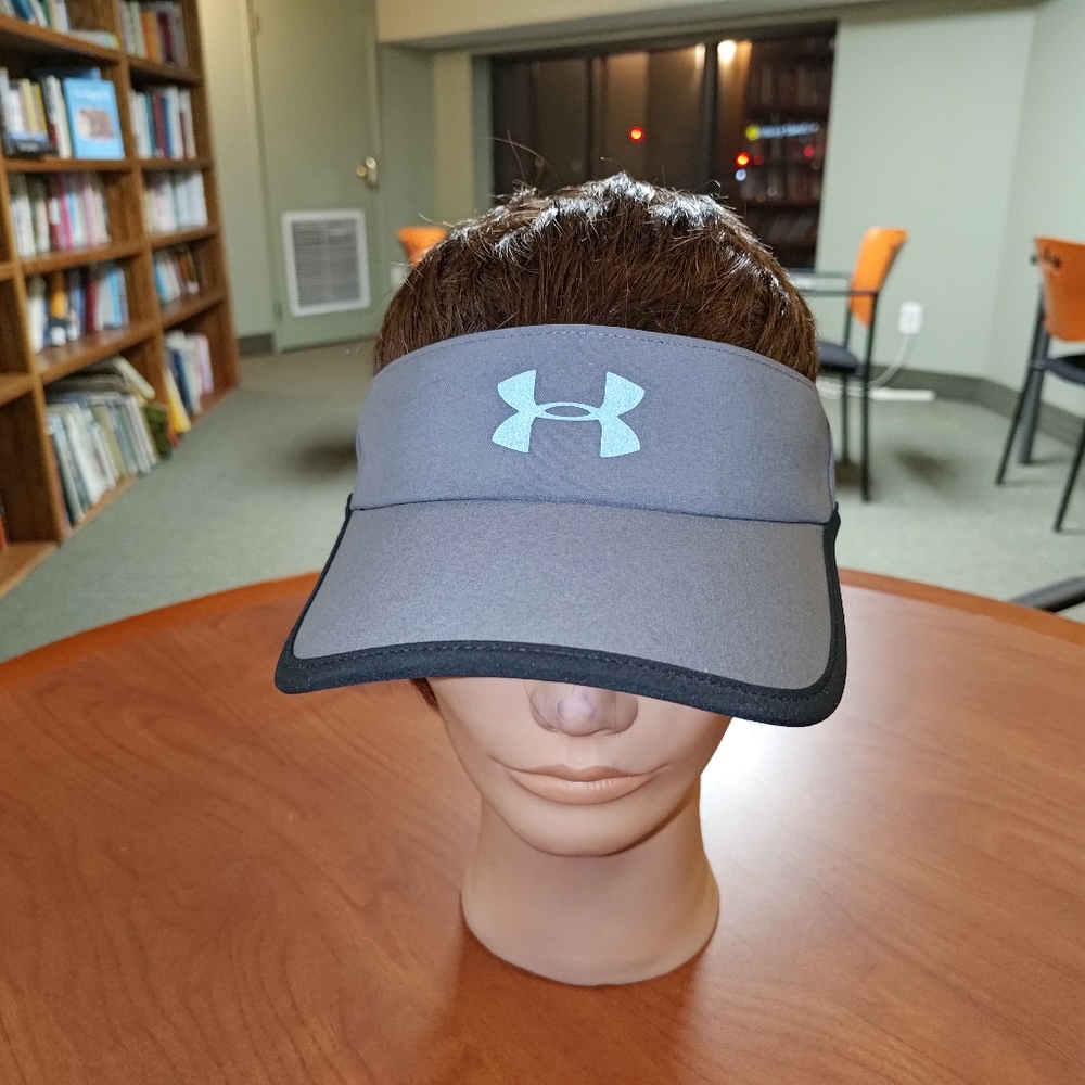 Under Armour Reflective Logo Adjustable Visor Gra… - image 1